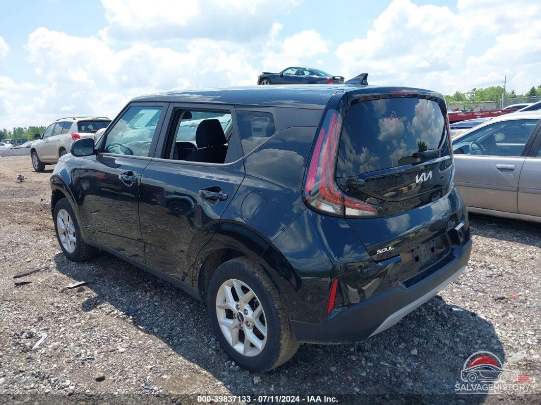 KNDJ23AU5P7851309 2023 KIA SOUL photo no. 3