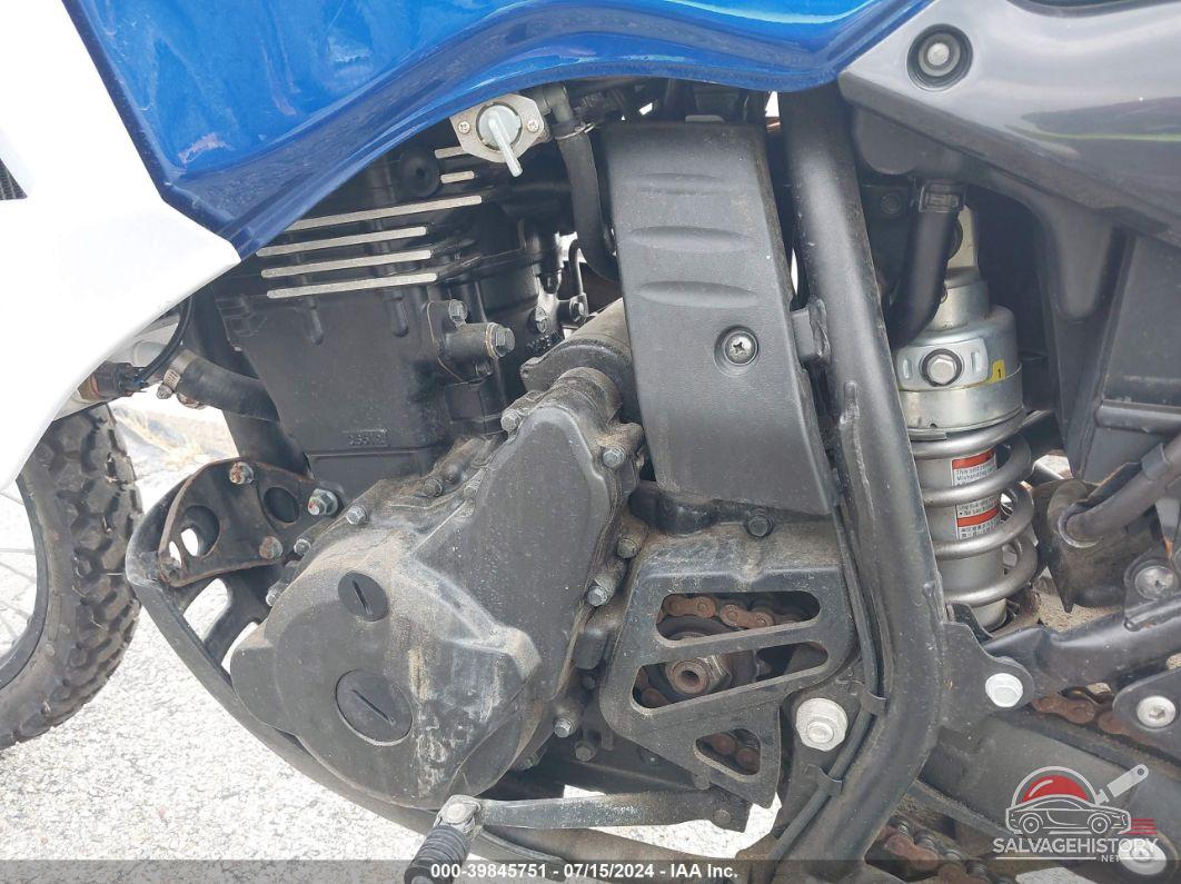 JKAKLEE11CDA44582 2012 KAWASAKI KL650 photo no. 9