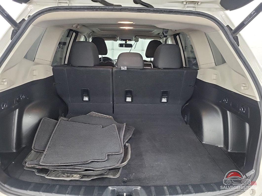 JF2SKAGC0KH540012 2019 SUBARU FORESTER photo no. 5