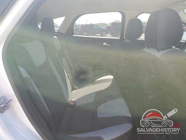 1FADP3K29EL264665 2014 FORD FOCUS photo no. 10