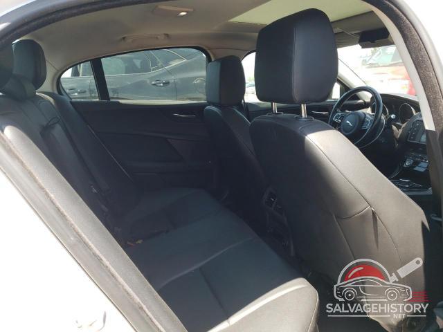 SAJAR4BG4HA977175 2017 JAGUAR XE photo no. 10