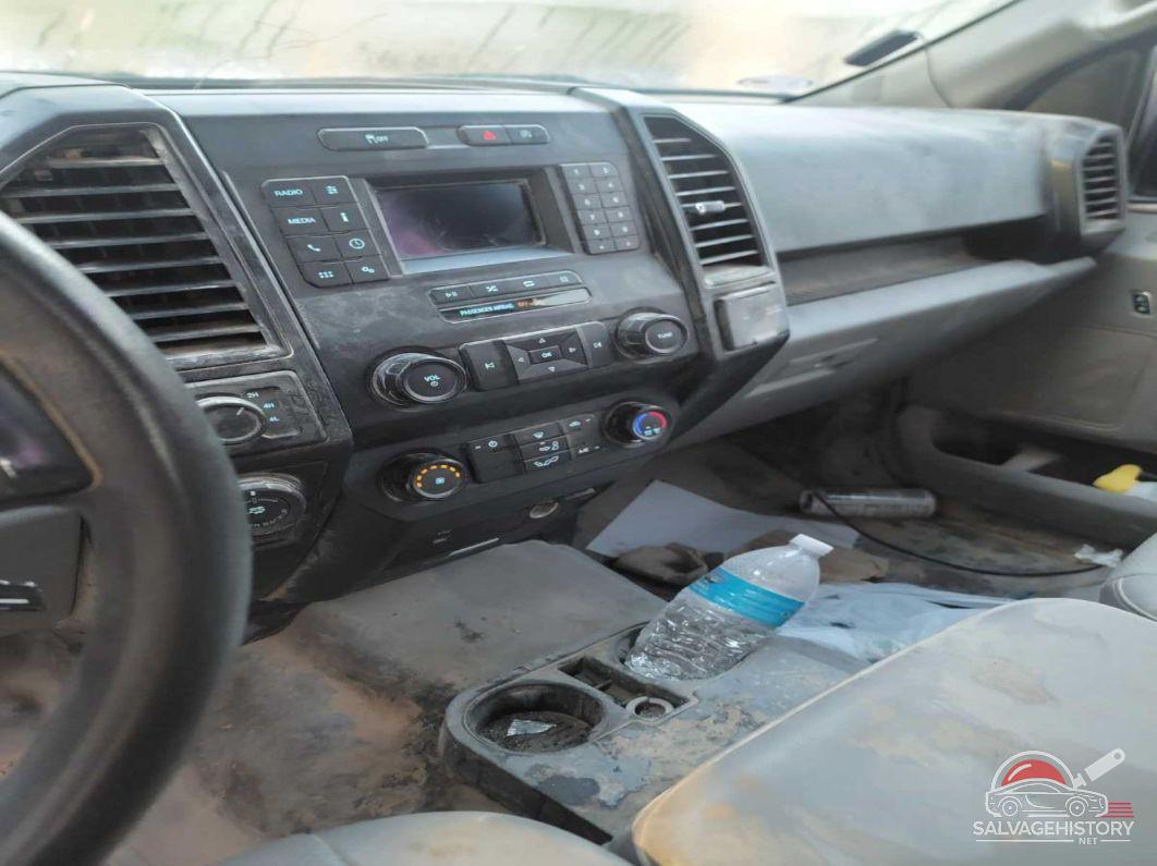 1FTEW1E55JKF17122 2018 FORD F150 photo no. 8