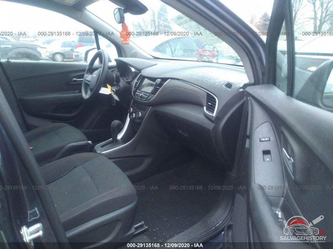 3GNCJKSB1JL154006 2018 CHEVROLET TRAX photo no. 5