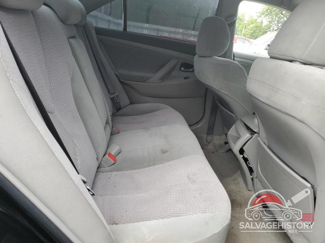 4T1BF3EK8BU180564 2011 TOYOTA CAMRY photo no. 10