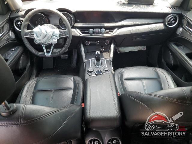 ZASFAKAN2J7B70115 2018 ALFA ROMEO STELVIO photo no. 8