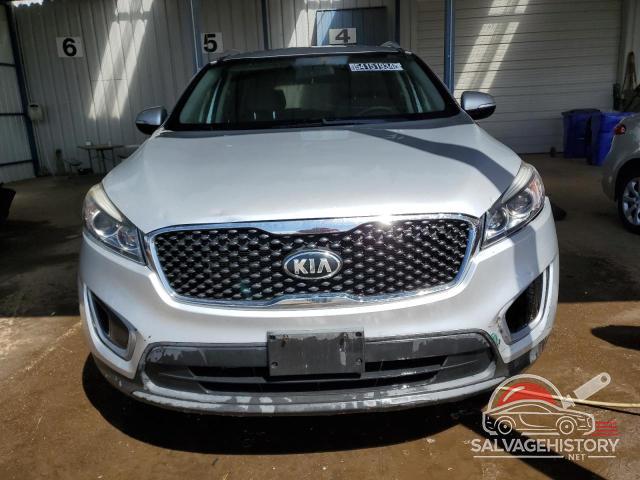 5XYPGDA57JG351818 2018 KIA SORENTO photo no. 5