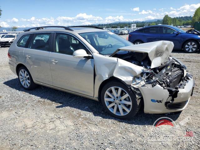 3VWPL7AJ9DM693737 2013 VOLKSWAGEN JETTA photo no. 4