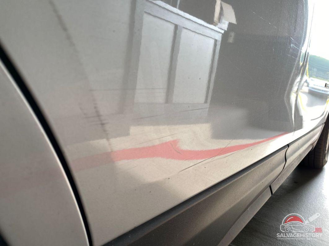 2GNAXUEV4L6229781 2020 CHEVROLET EQUINOX photo no. 6
