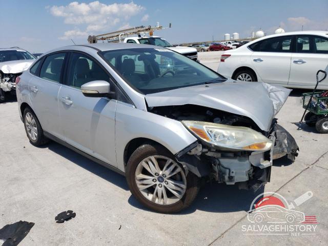 1FAHP3H24CL375405 2012 FORD FOCUS photo no. 4