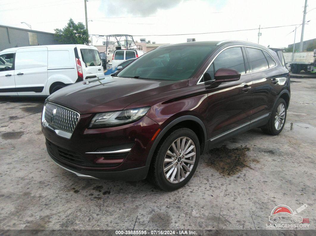 5LMCJ1C93KUL38457 2019 LINCOLN MKC photo no. 2