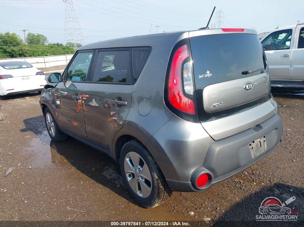 KNDJN2A26G7278890 2016 KIA SOUL photo no. 3