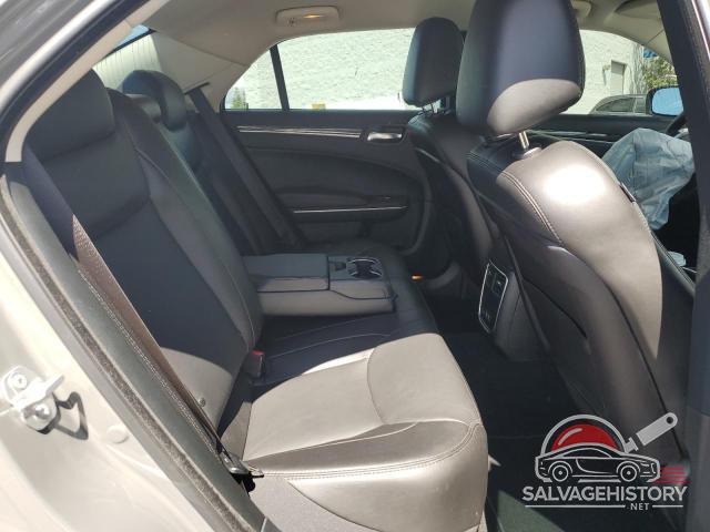2C3CCAAG9KH675967 2019 CHRYSLER 300 photo no. 10