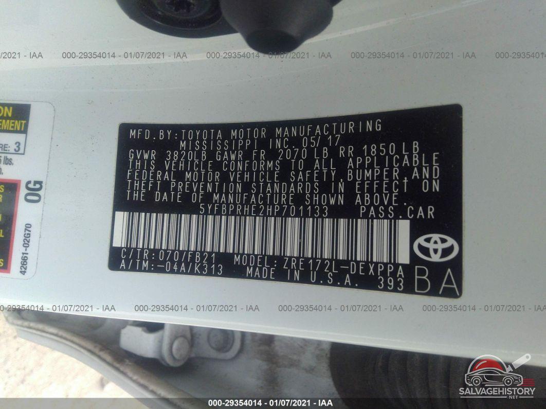 5YFBPRHE2HP701133 2017 TOYOTA COROLLA photo no. 9