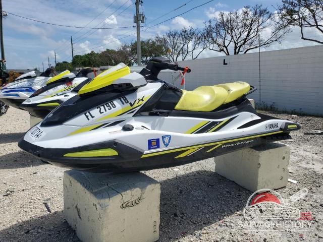 YAMA1423F121 2021 YAMAHA JETSKI photo no. 2
