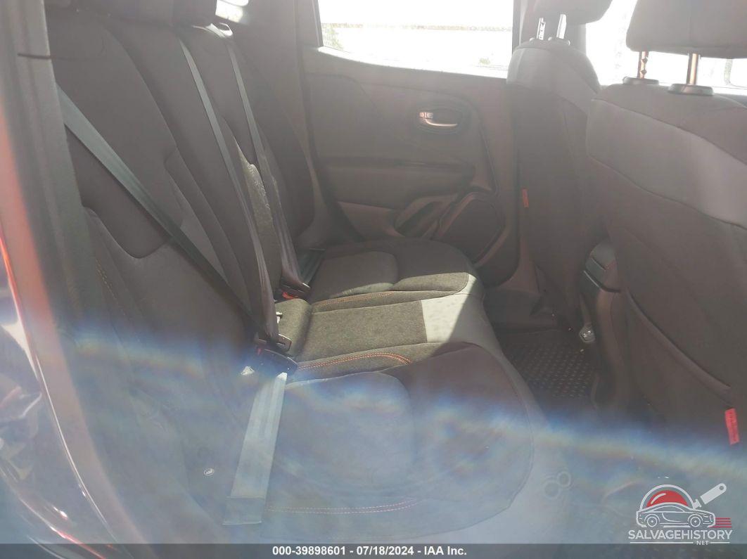 ZACNJDC17PPP65125 2023 JEEP RENEGADE photo no. 8