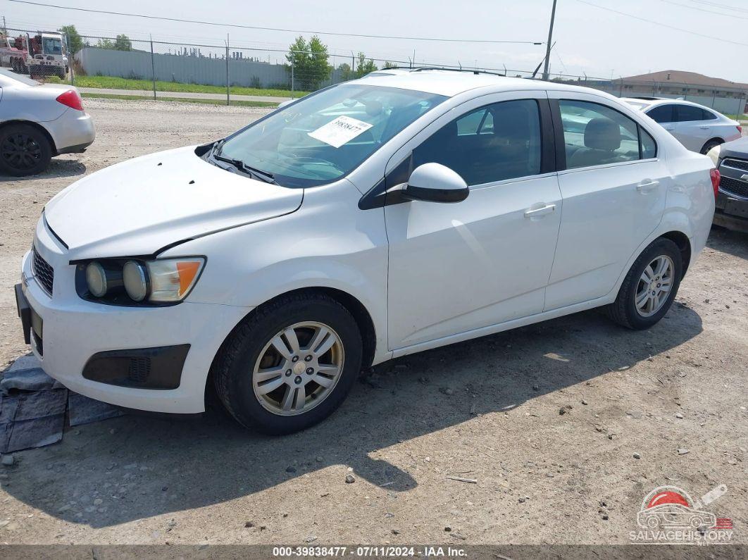 1G1JC5SH4E4214882 2014 CHEVROLET SONIC photo no. 2
