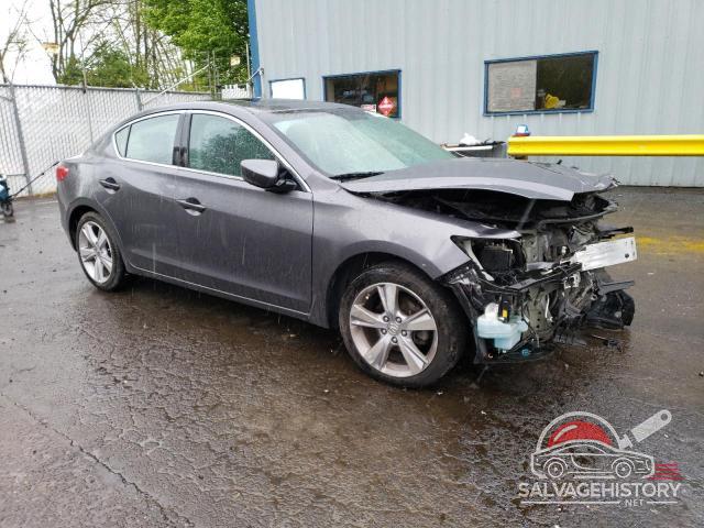 19VDE1F31FE007607 2015 ACURA ILX photo no. 4
