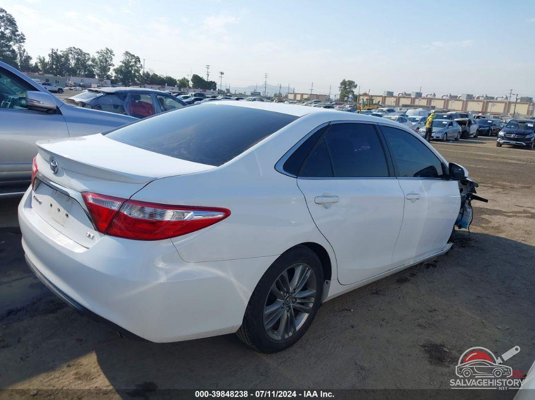 4T1BF1FK0HU393665 2017 TOYOTA CAMRY photo no. 4